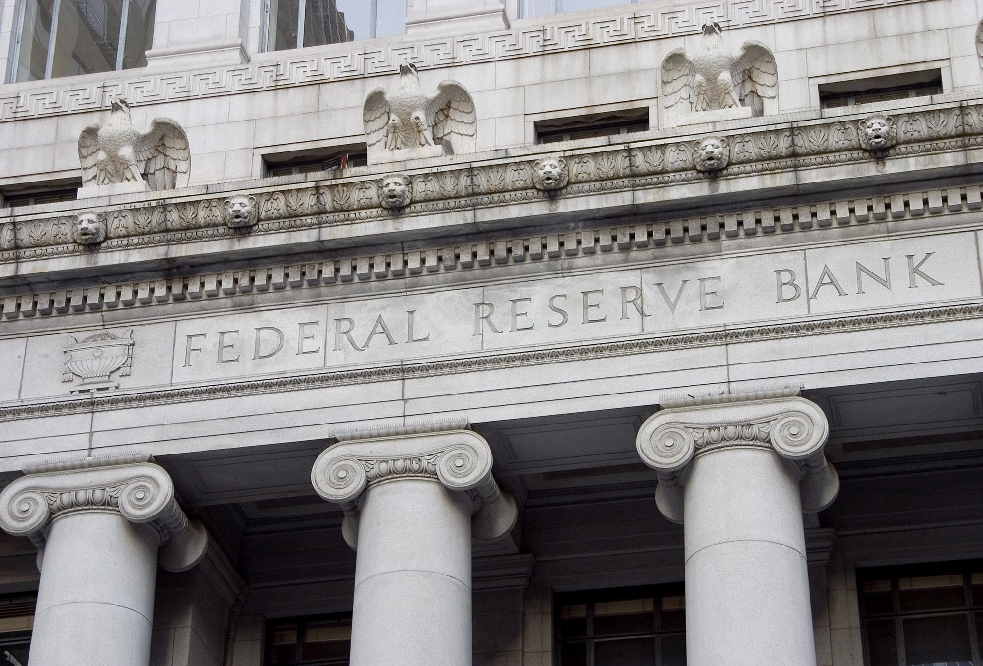 https-img1-wsimg-com-isteam-ip-4489314f-2356-49e9-8490-764182698dec-federal-reserve-interest-rates-blackwell-globa-jpg